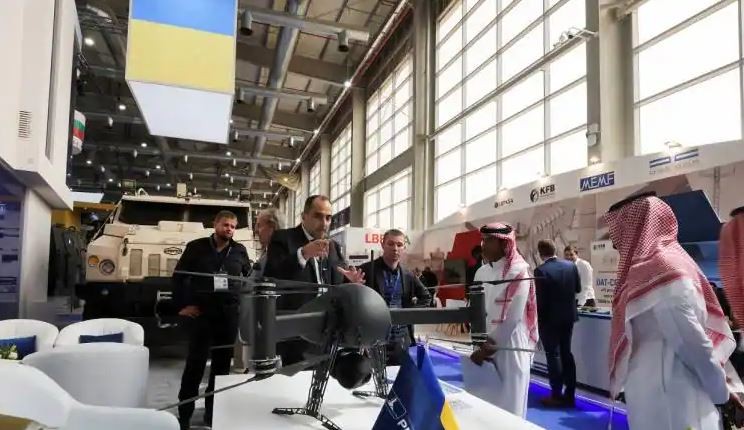 Ukrainian and Russian weapons compete at Saudi defence show